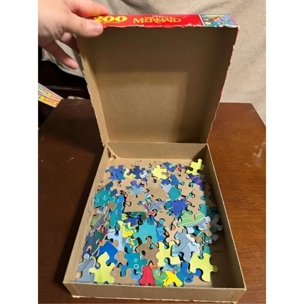 Vintage 1992 Disney the little mermaid 200 piece puzzle